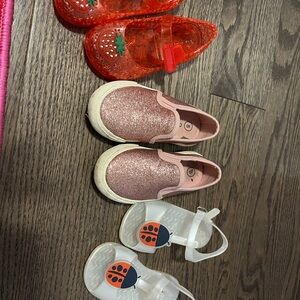 8T bundle - sparkle slip ons and jelly shoes